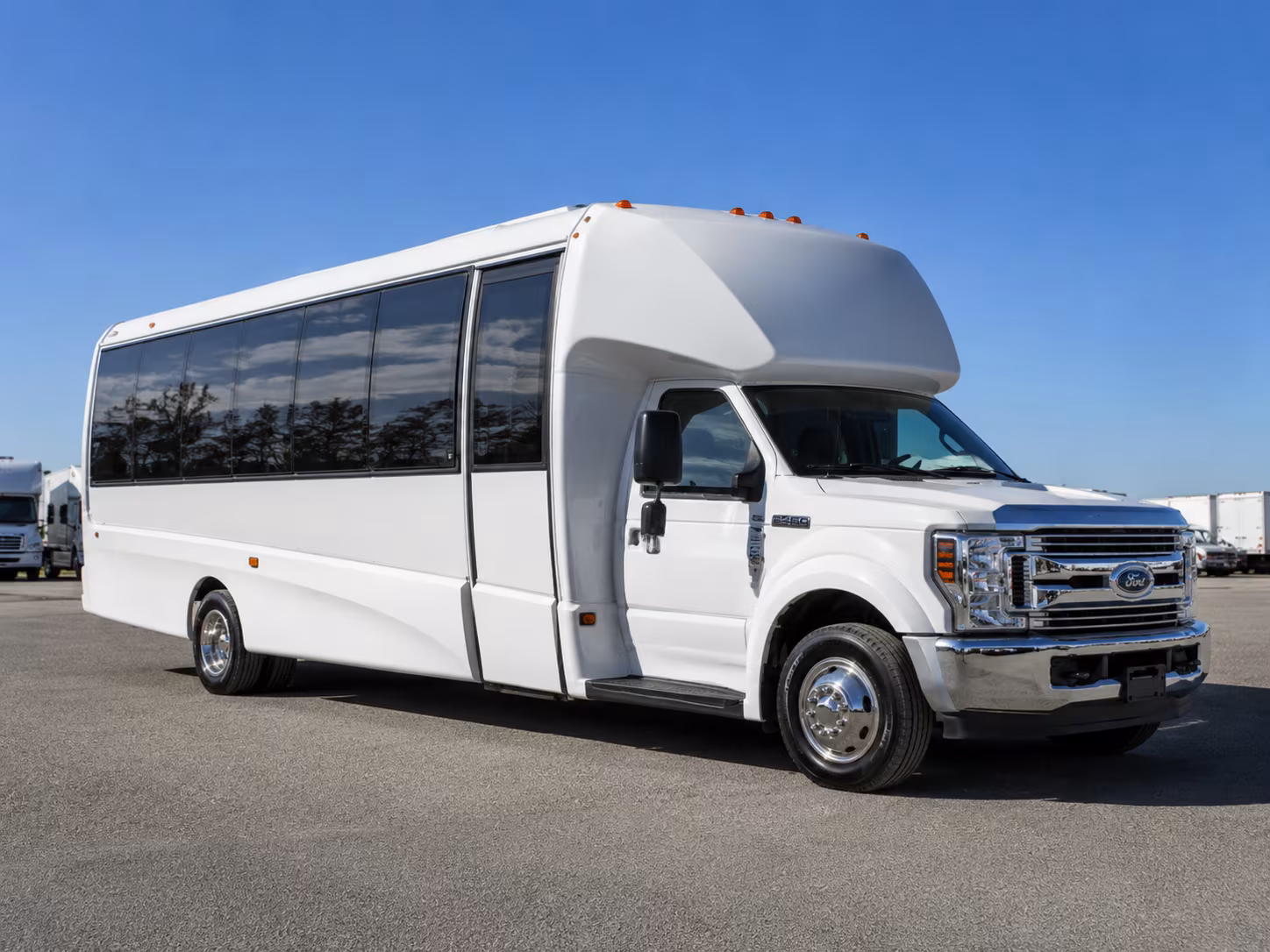 bus rentals for corporate retreats and off site team events near eagan