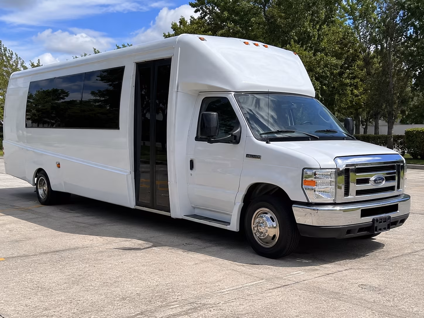 party buses to target center for minneapolis concert nights