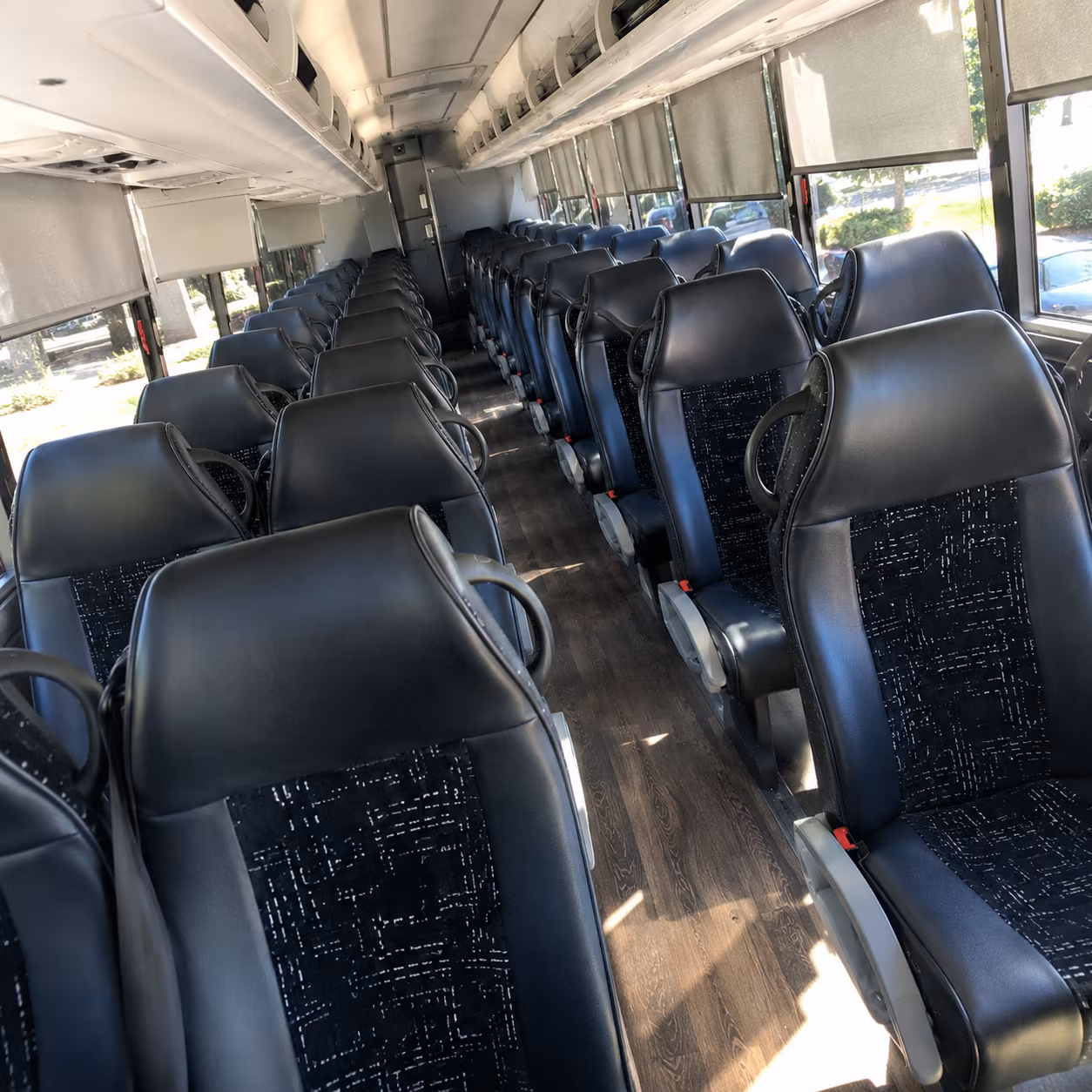 shuttle buses for service members arriving at the minneapolis saint paul area
